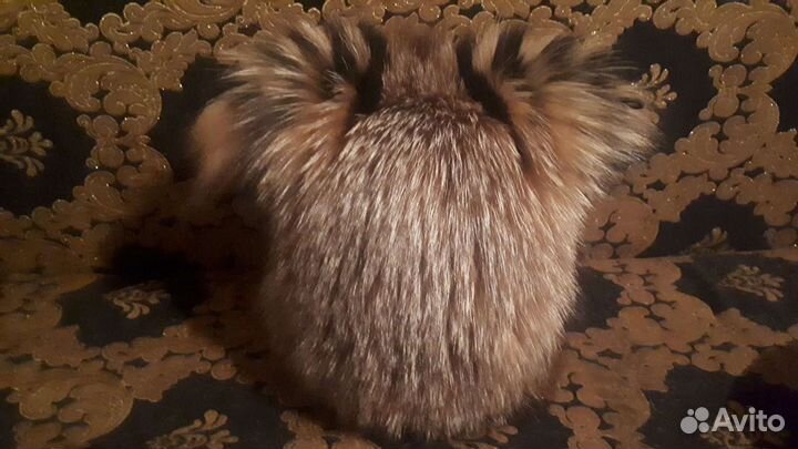 Шапка из меха лисы