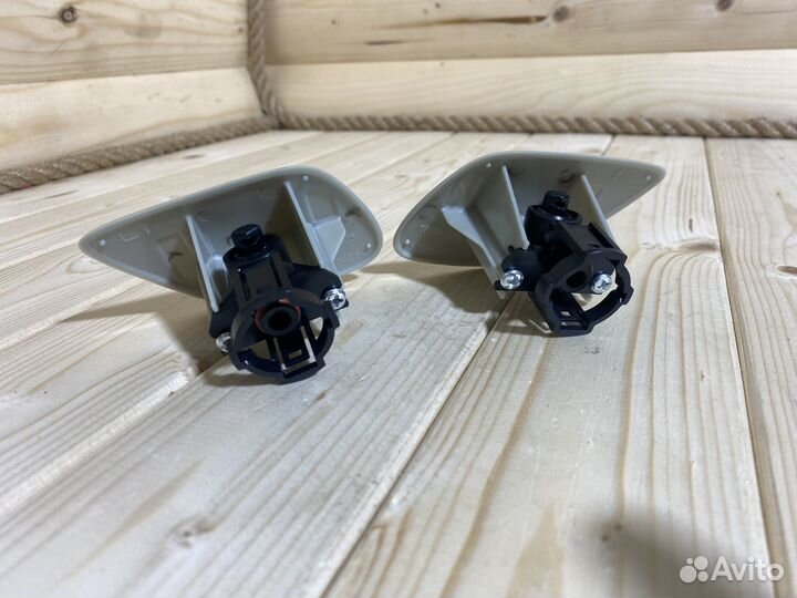 Крышка форсунки омывателя фар Lexus RX400h, RX350