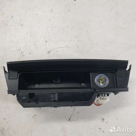 Пепельница 51 16 9 182 502 BMW X5 F15 0