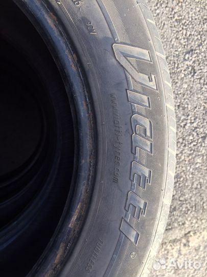 Viatti Strada Asimmetrico 205/60 R16 92V
