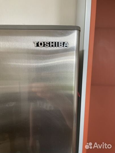 Холодильник Toshiba