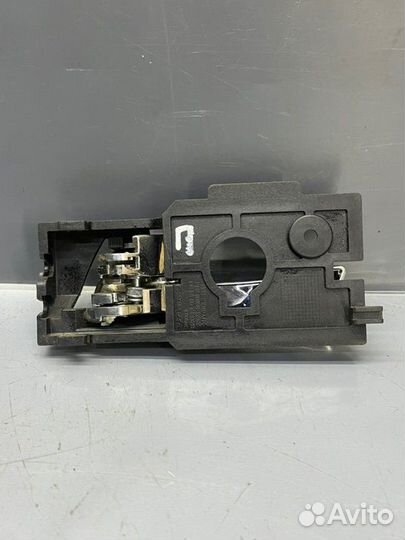 Ручка двери внутренняя правая Hyundai Solaris 1