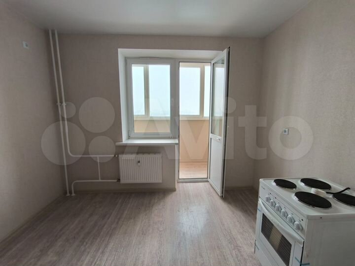 2-к. квартира, 54 м², 1/17 эт.