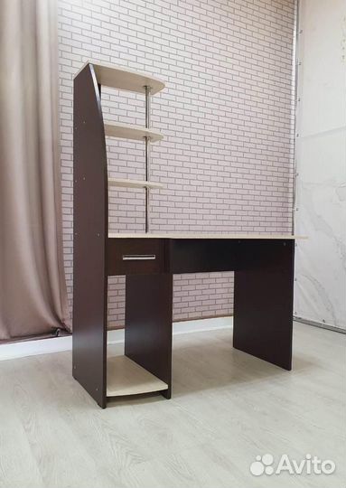 Компьютерный стол «Скай»