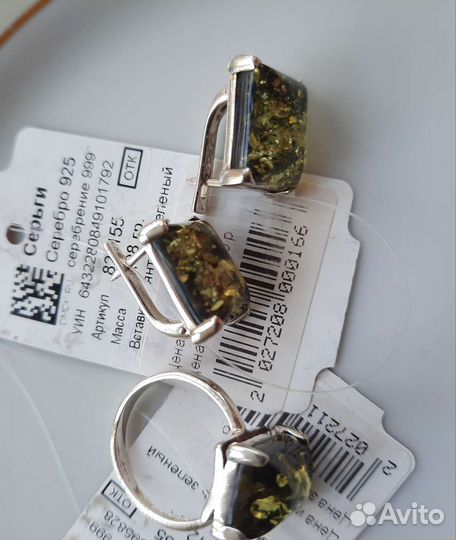 Серебряное кольцо и серьги