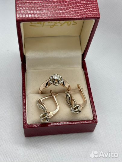 Золотой комплект 583 пробы с бриллиантами