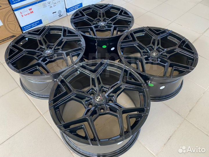 NEW новые диски R 18 5x114.3 диски Vorsteiner