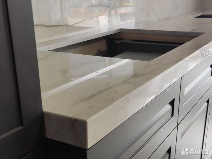 Столешница из кварцита