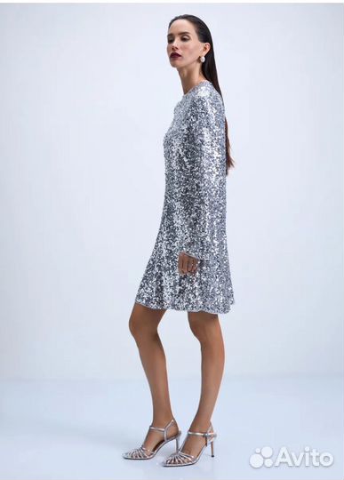 Платье в пайетках Zarina