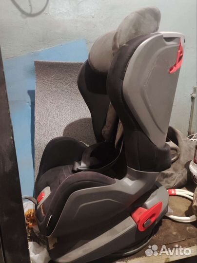 Детское автокресло 9 до 36 кг б/у