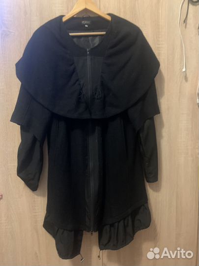 Пальто демисезонное