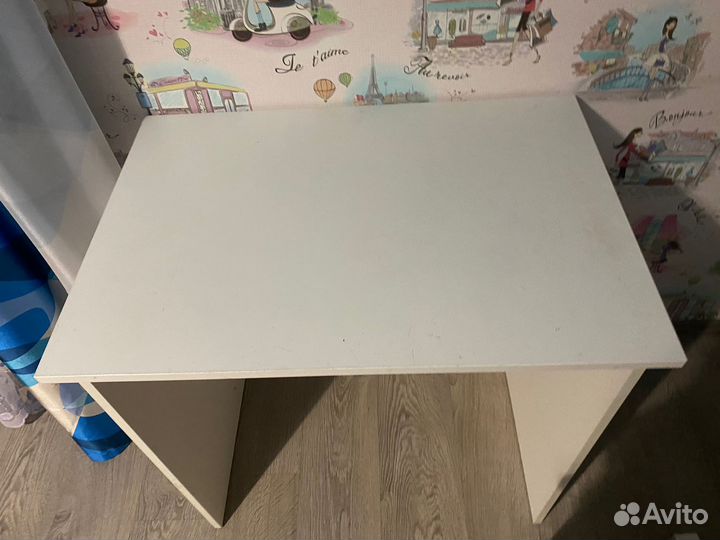 Письменный стол для школьника бу