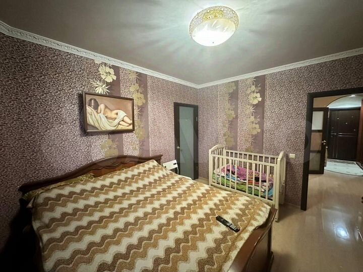 2-к. квартира, 65 м², 13/18 эт.