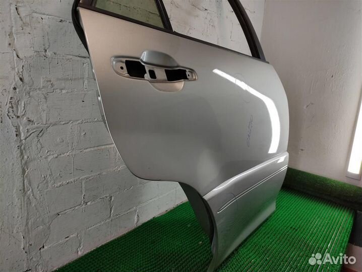 Дверь задняя правая Lexus RX300 (MCU15) 2002