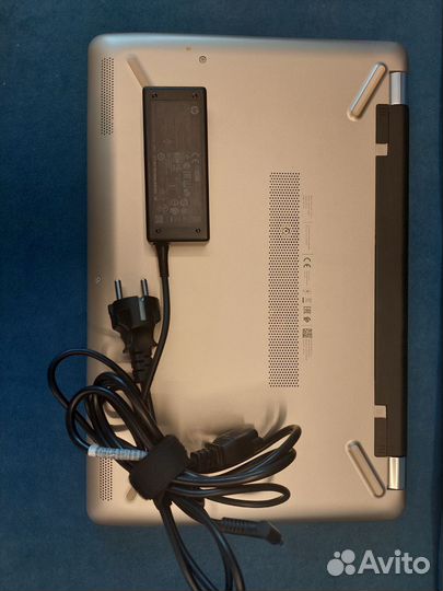 Ноутбук HP 15-bs000ur 1PA61EA