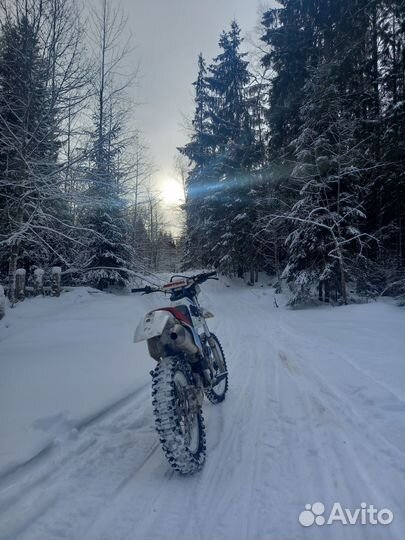 Эндуро мотоцикл Honda xlr 250 с птс