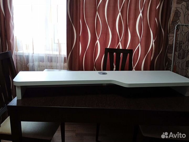 Полка настольная для монитора