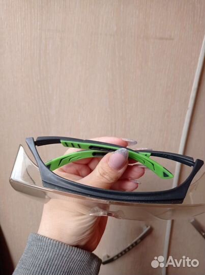 Очки защитные