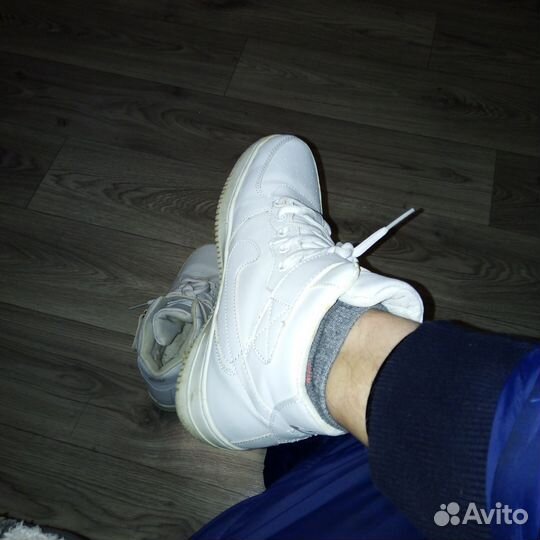 Кроссовки зимние женские 37 38 размер