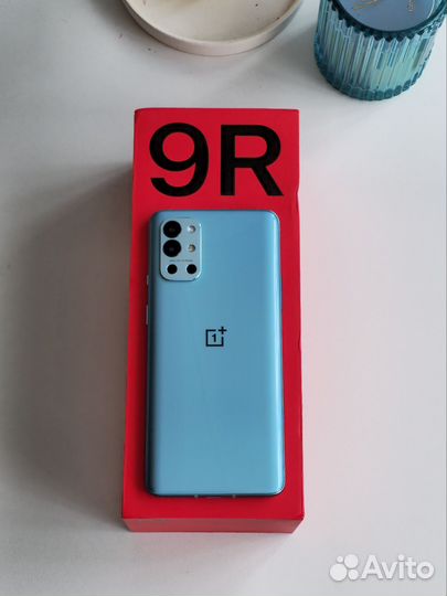 OnePlus 9R, 8/256 ГБ