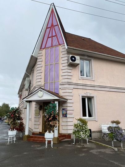 Продается двухэтажное здание с мансардой, 513.8 м²