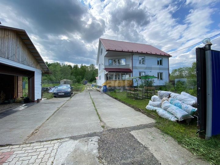 Дом 187,5 м² на участке 15 сот.