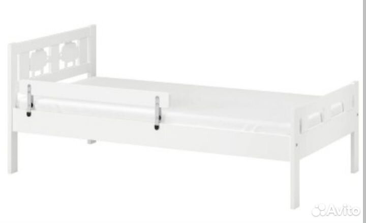 Продам детскую кровать икеа с наматрасником