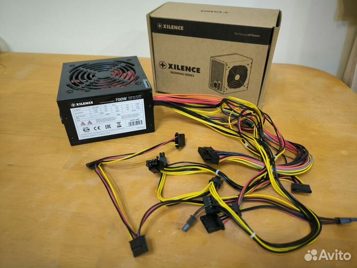 Блок питания xilence 700w