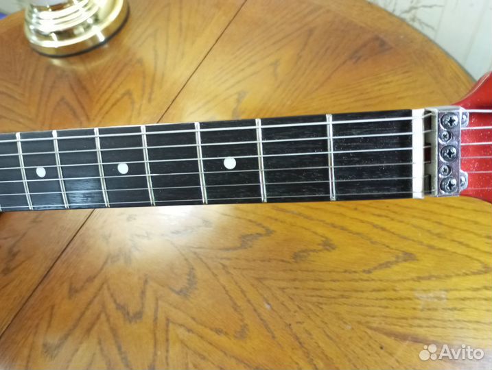Epiphone lpkoreastudio.SratocasterFender.ы