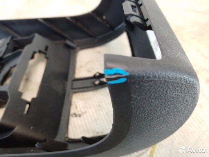 Накладка подлокотника Volkswagen Passat B6