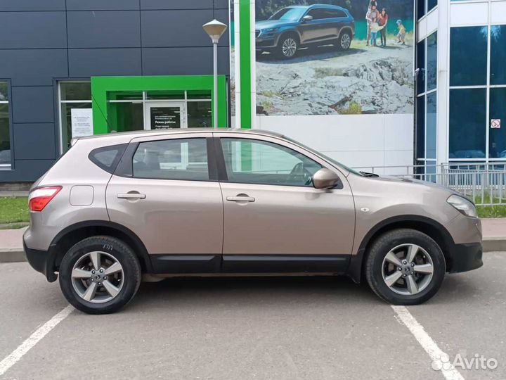 Nissan Qashqai 2.0 CVT, 2011, 220 753 км