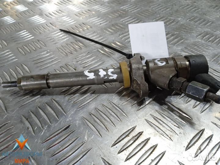 Форсунка Peugeot 307 рест. 2007 0445110239