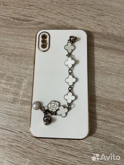 Чехлы на телефон айфон XS и один на айфон 7 плюс