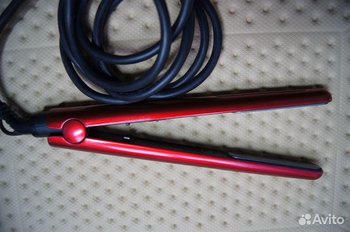 Выпрямитель для волос Philips SalonStraight HP8331
