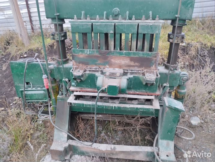 Станок для производства пескоблока