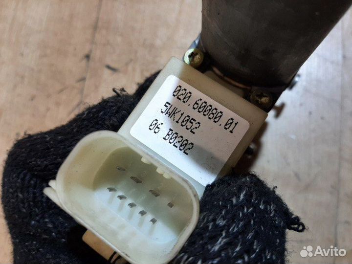 Мотор стеклоподъемника передний правый Bmw