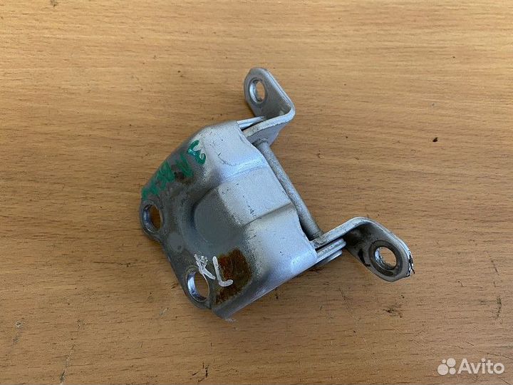 Петля двери задней subaru legacy B13 2003-2009