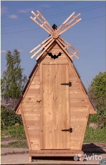 Дачный туалет деревянный SHP795