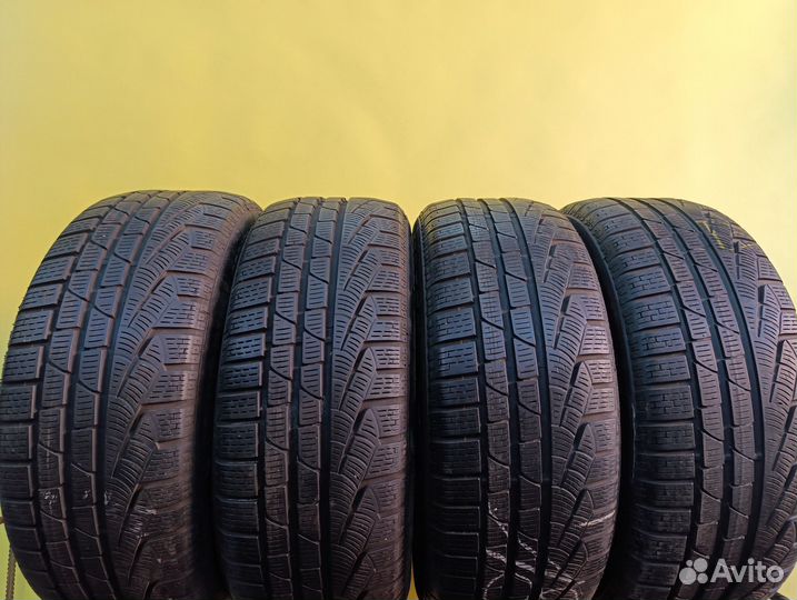 Pirelli Winter Sottozero 210 Serie II 225/50 R17