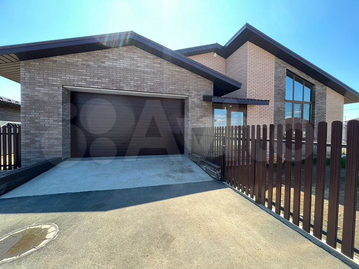 Дом 191 м² на участке 8 сот.