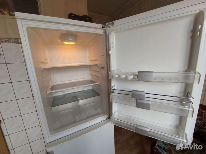 Холодильник бу