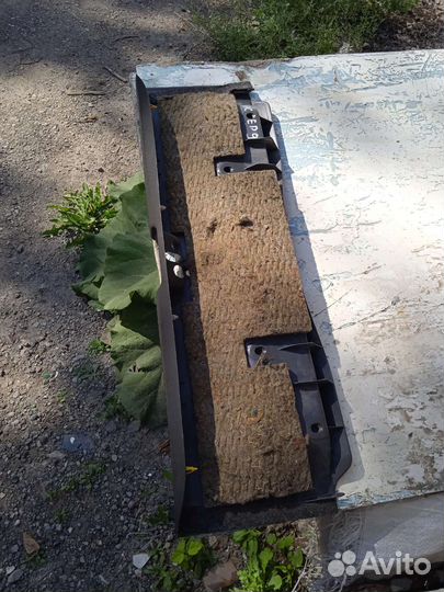 Пластик багажника митсубиси лансер 9