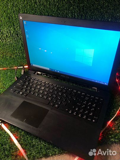 Ноутбук asus