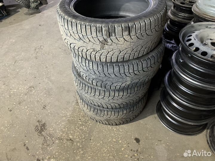 Pirelli Winter Carving Edge 245/50 R17
