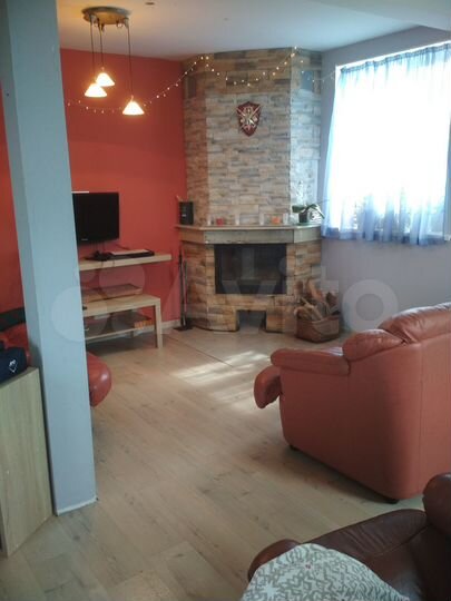 Дом 100 м² на участке 8 сот.