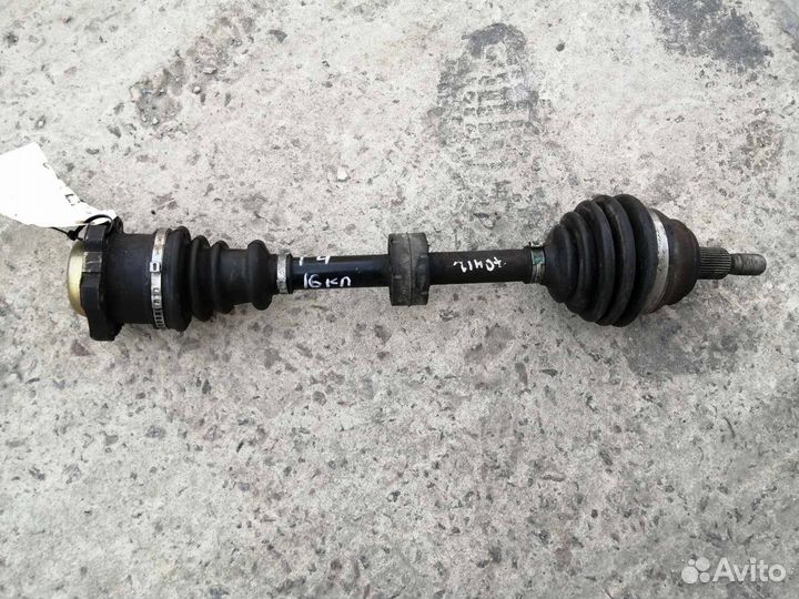 Привод Левый Ауди А4 Б7 8K0407271Q