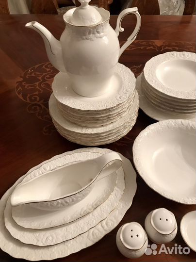 Сервиз чайный и столовый Кorall