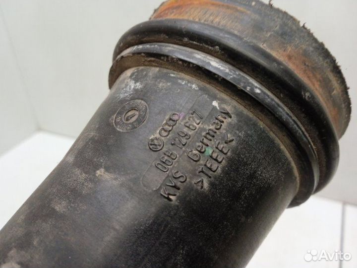 Патрубок воздушного фильтра Volkswagen Passat B5