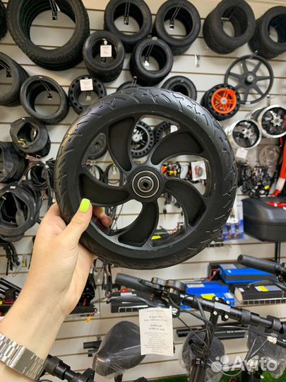 Колесо заднее для электросамоката s3