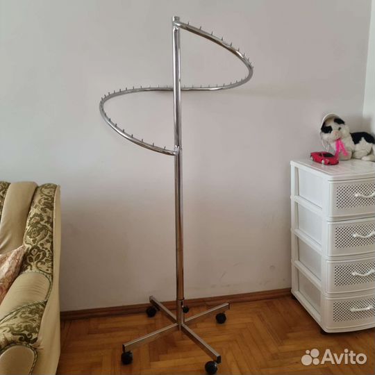 Вешалка напольная